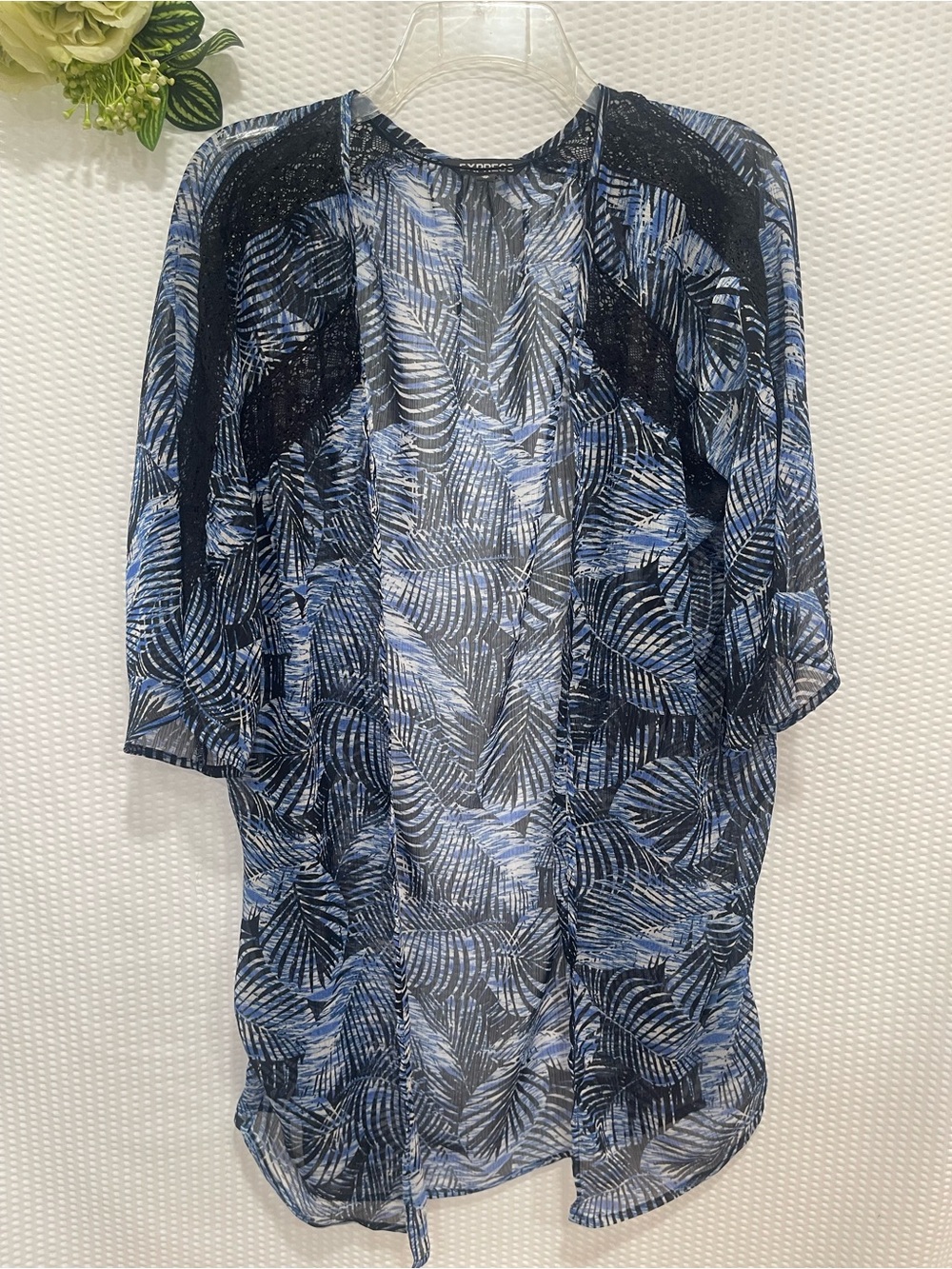 Express Tropical Print Sheer Kimono Women’s XS Black Lace Open Front